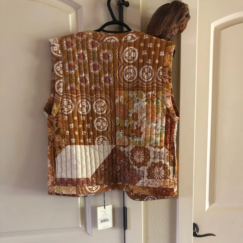 Spell Cha Cha Quilted Vest NWT - Picture 2 of 4